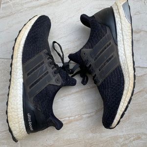 Black Adidas Ultraboost